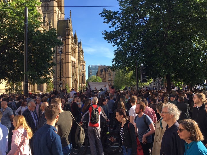 <em>Attack vigil at Manchester Town Hall. Photo credit: Sarah Illingworth (2017)</em>