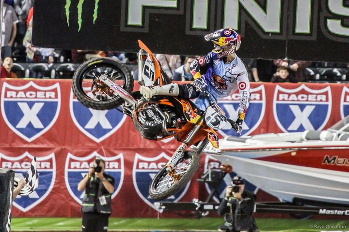 In 2012, Ryan made a hugely controversial move over to the Red Bull KTM team. The decision allowed Dungey to follow his mentor, Roger DeCoster, whom had transferred to managing the Austrian manufacturer’s US team the year prior. The move began to pay off almost immediately when Dungey scored the first ever 450SX class win for KTM at the second round in Phoenix, AZ. 