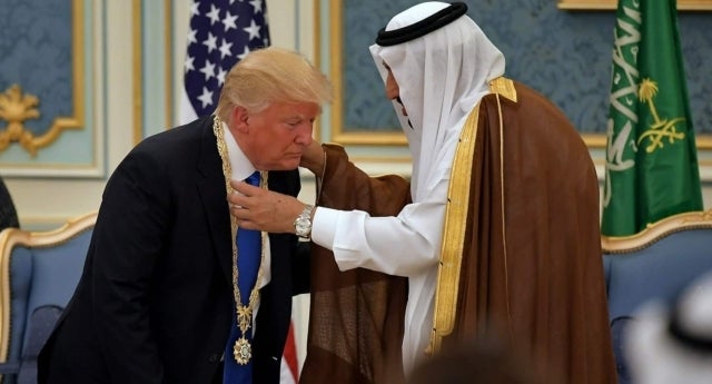 Trump in Saudi Arabia with king Salman