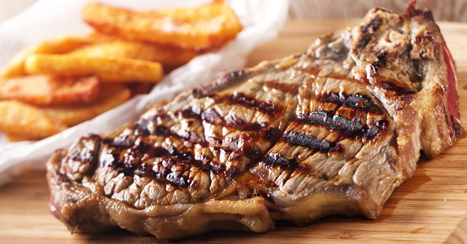 The Scientific Reason Grilled Steak Is So Delicious | HuffPost