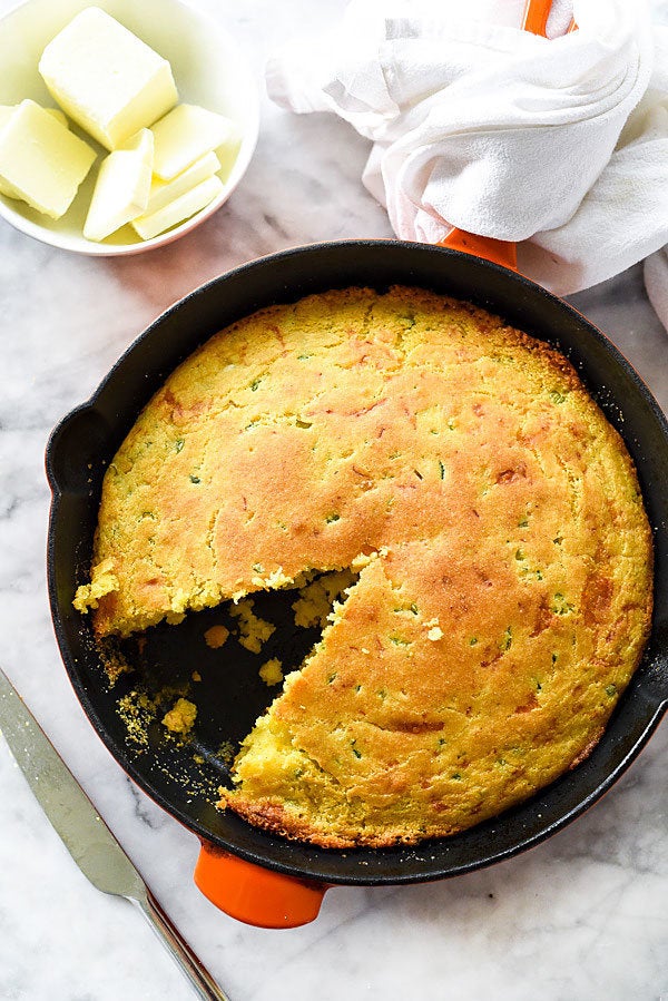 Cheddar And Jalapeño Skillet Cornbread