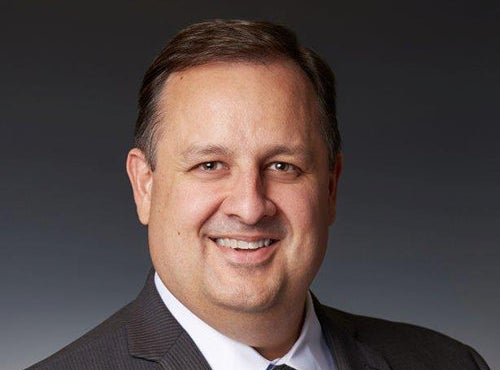 Walter Shaub Jr., director of the Office of Government Ethics, announced Thursday that he will resign.