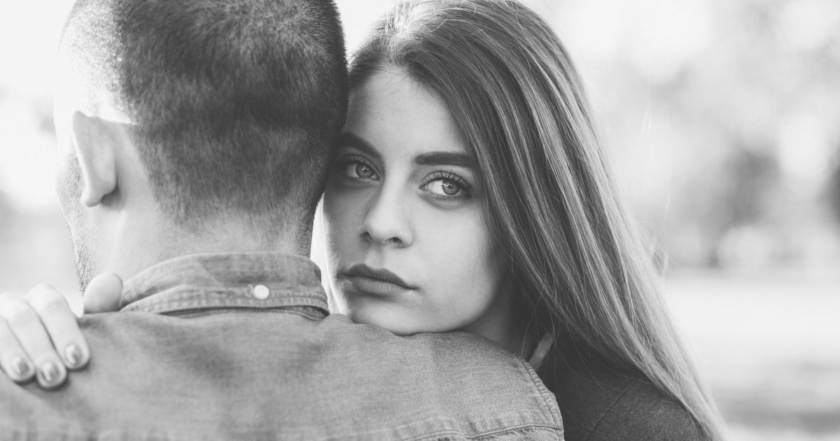 If You're Sleeping With A Married Person, Here's How To End It - Vimarsana News