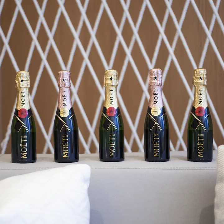 Moët & Chandon Releases Mini Champagne Six-Packs - Thrillist