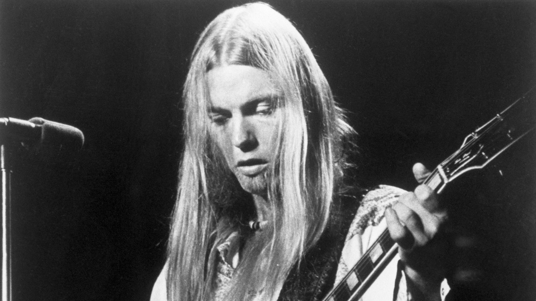 Celebrities Mourn Gregg Allman After News Of His Death HuffPost