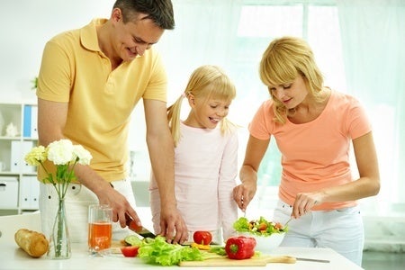 <p><strong>A home-cooked dinner is more than just a meal</strong></p>