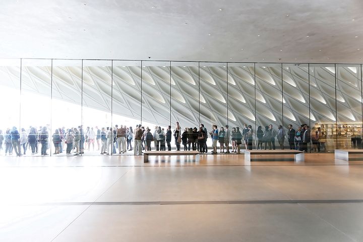 Visitors at the entrance line at The Broad. Photo: Ryan Miller.
