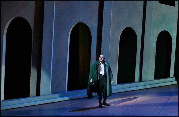 QUINN KELSEY – as Rigoletto. SFOpera (2017). 