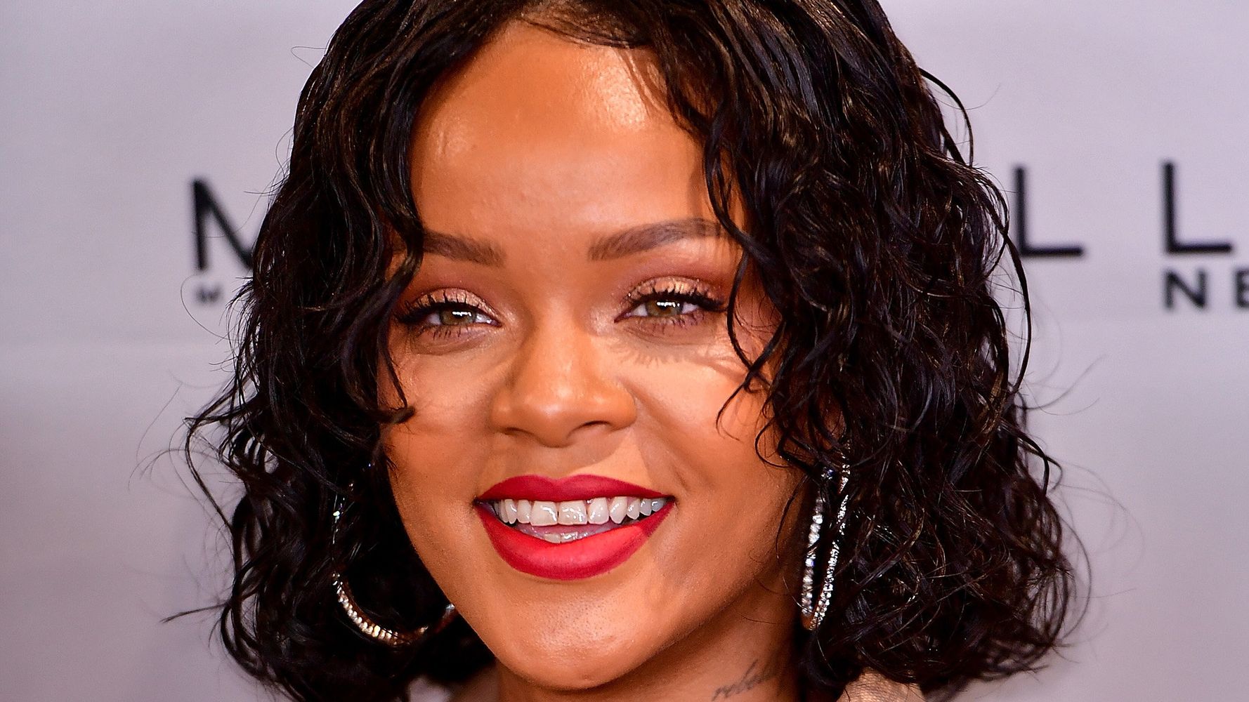 The Complicated Reason People Are Totally Fine With Rihanna's Weight