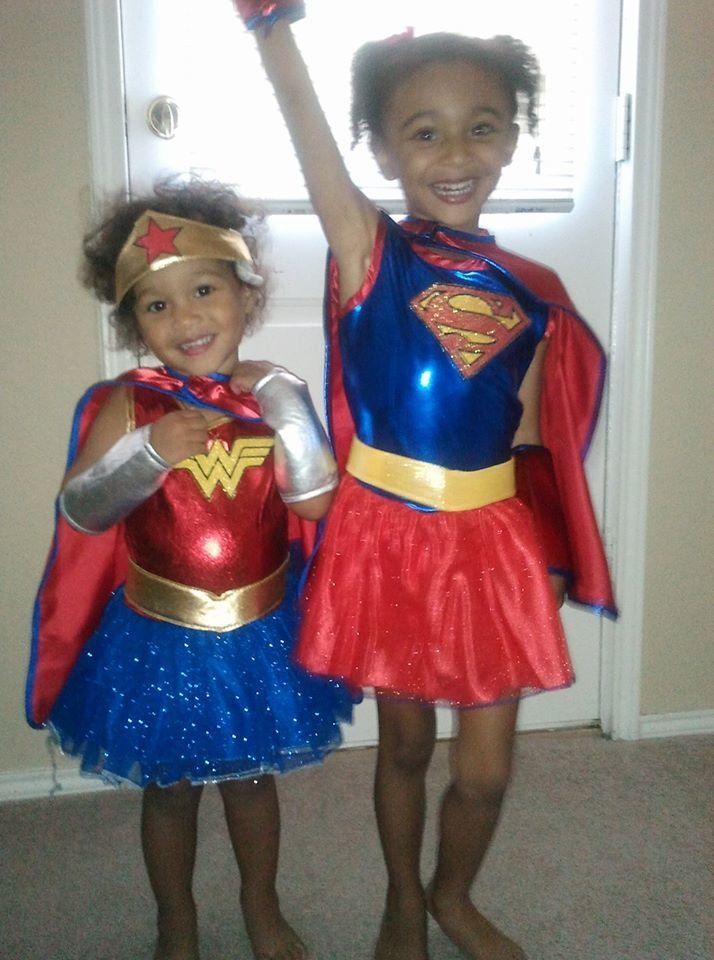 21 Images Of Little Wonder Women Who Are The Definition Of Girl Power ...