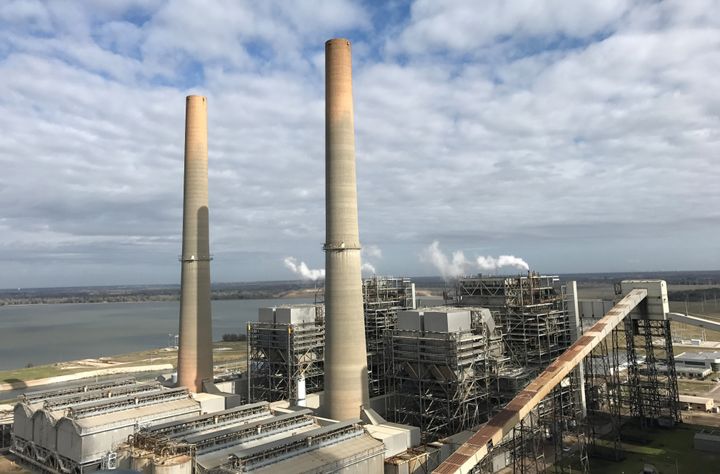Coal-fired plants, such as this one in Texas, are not mentioned in the Paris Agreement.