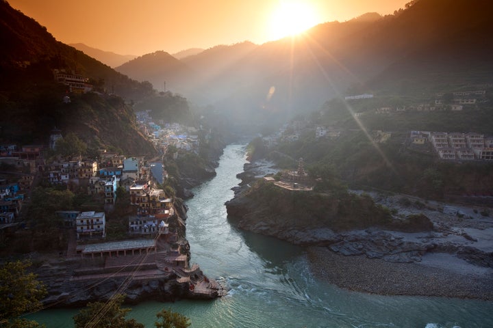 The official start of the Ganges River in Devprayag, India. Both India and China have adopted aggressive climate goals in their 5-year plans. © Ian Shive/Tandem Stills+Motion 