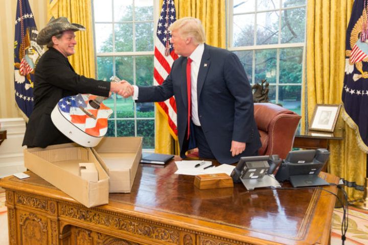 Ted Nugent visits President Trump in the Oval Office