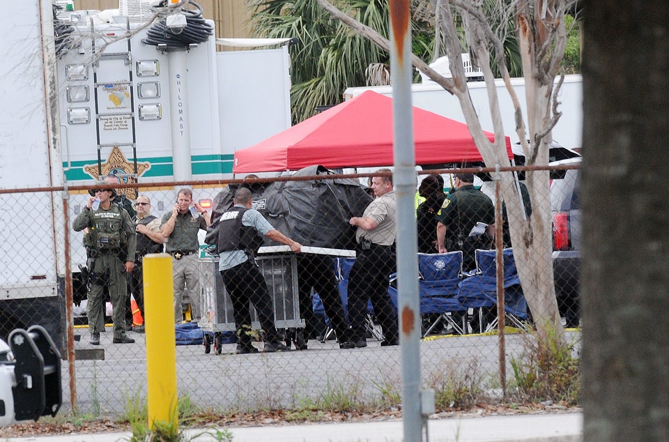 6 Dead In Shooting At Orlando Business | HuffPost Latest News