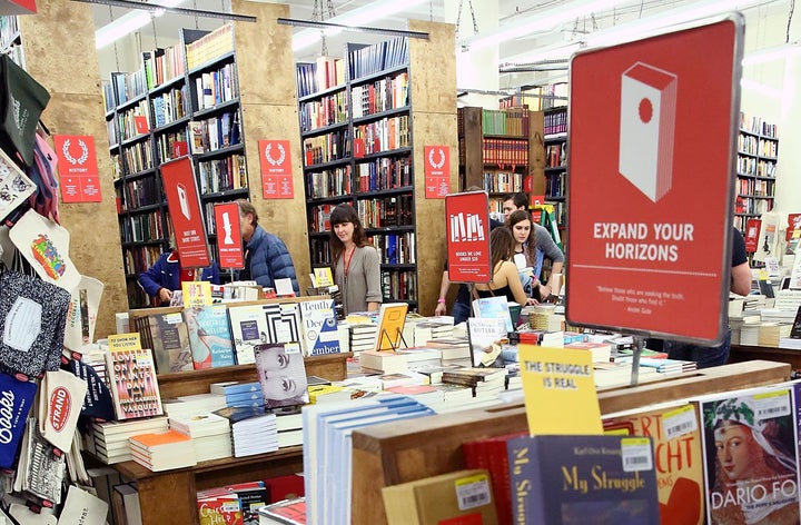 Twitter followers of New York's Strand Book Store didn't know what they were in for.