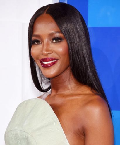 Naomi in Pat McGrath lipstick