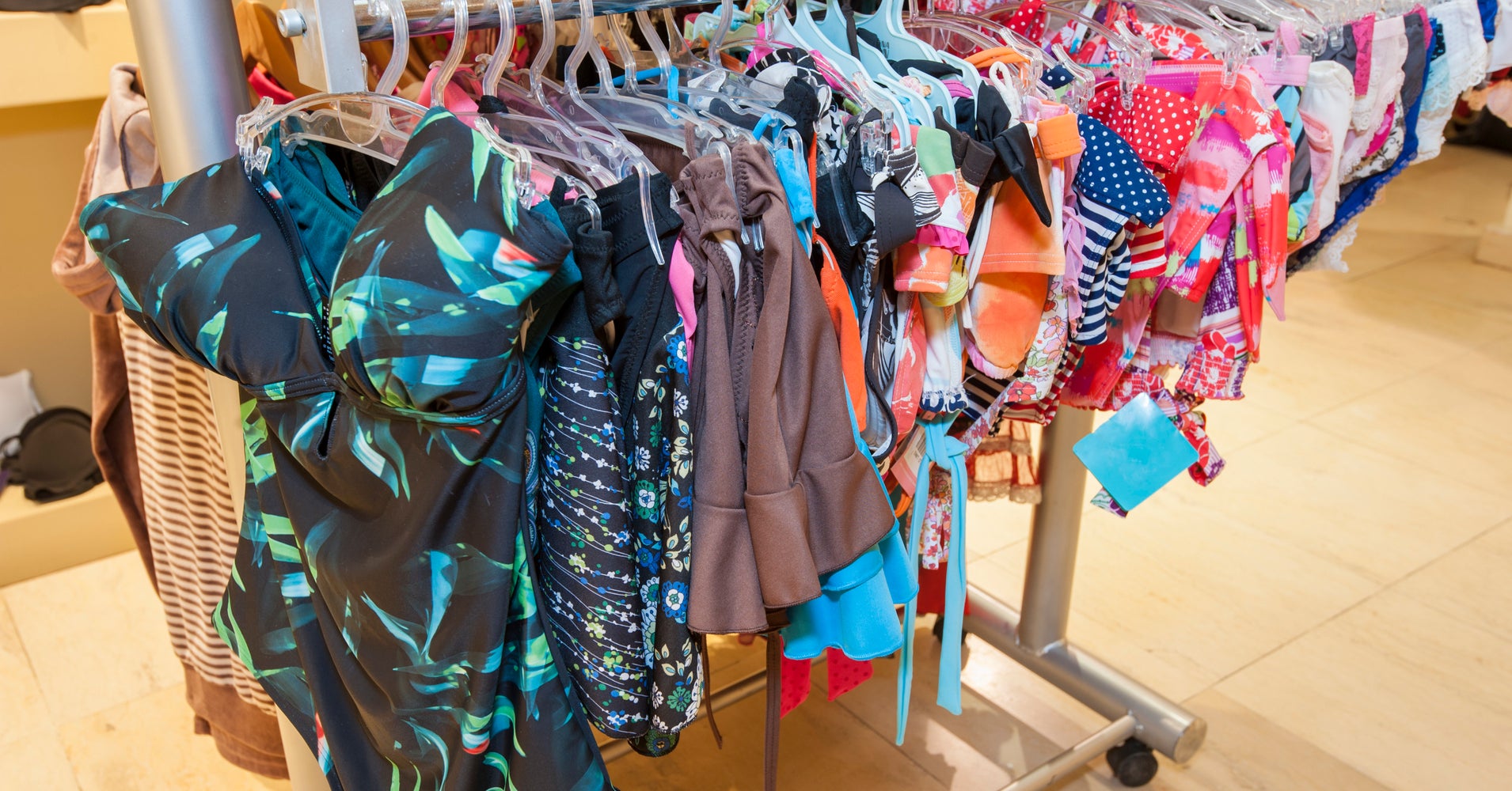 8 Ways Shopping For A Bathing Suit Is Just Like Being In Labor HuffPost