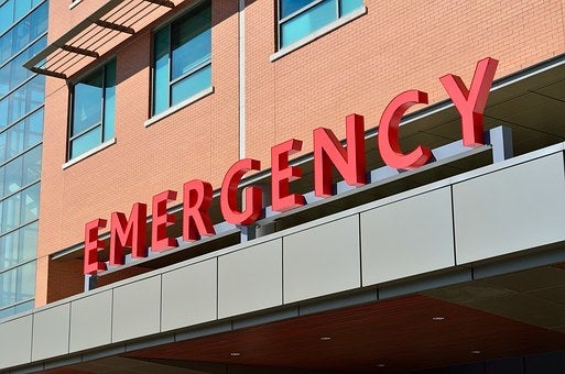 <p>There is no ER in the air and that is why, I believe airlines should carry easy to use auto-injectors onboard. Time is of the essence when treating anaphylaxis.</p>