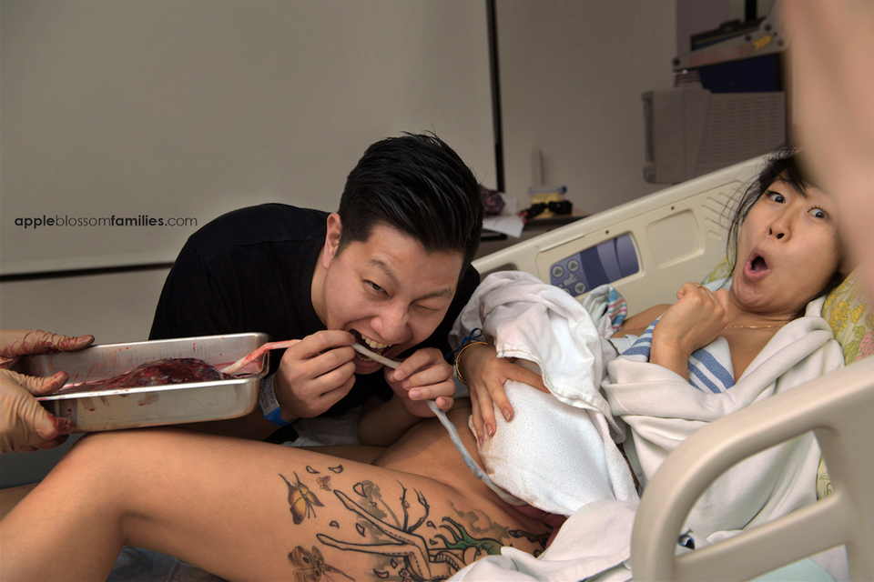 29 Magical Photos Of Dads In The Delivery Room Huffpost Life