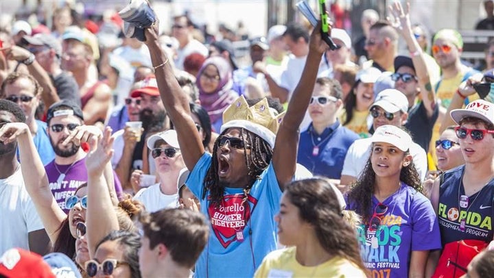 Participants at a Florida AIDS walk and music festival on Fort Lauderdale Beach in March that raised over $1.4 million to sup