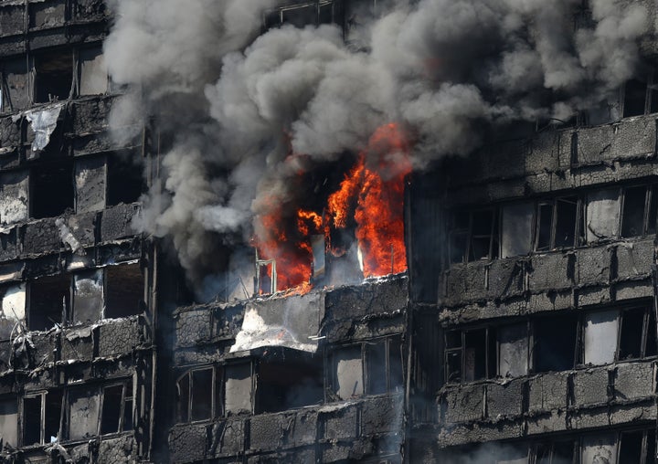<strong>Smoke billowing from the Grenfell Tower building in north Kensington </strong>