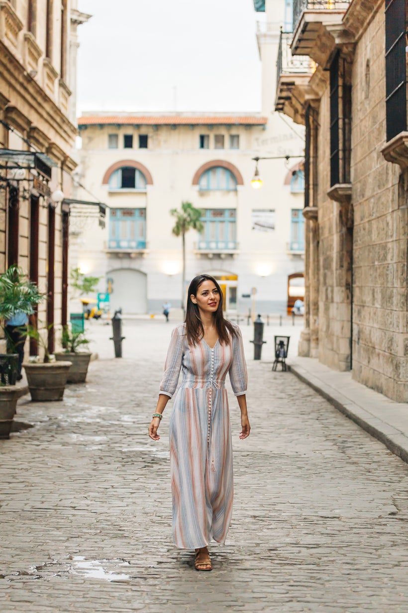 <a rel="nofollow" href="https://www.thetravelpockets.com/new-blog/48-hours-in-cuba" target="_blank">Roaming the quiet streets