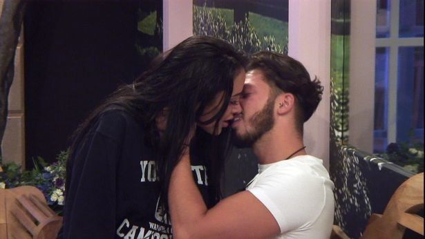 Kieran and Marine kiss on 'Big Brother'