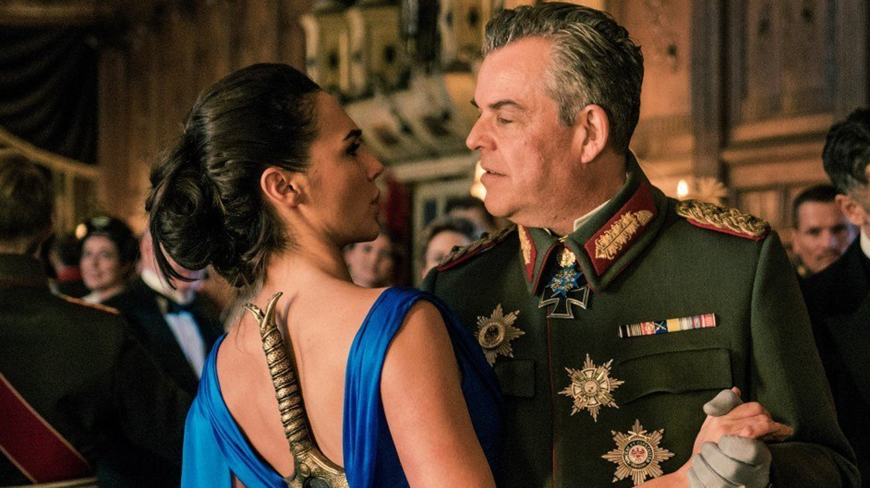 Wonder Woman Inspires Crazy Sword In The Dress Memes Huffpost
