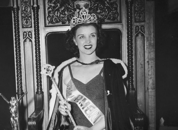 In 1944, Venus Ramey sits in her throne as Miss America.