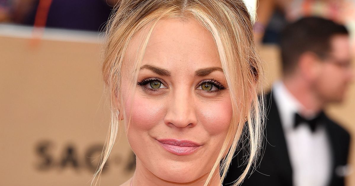 'Big Bang Theory' Actress Kaley Cuoco Rocks New Silver Hair | HuffPost ...