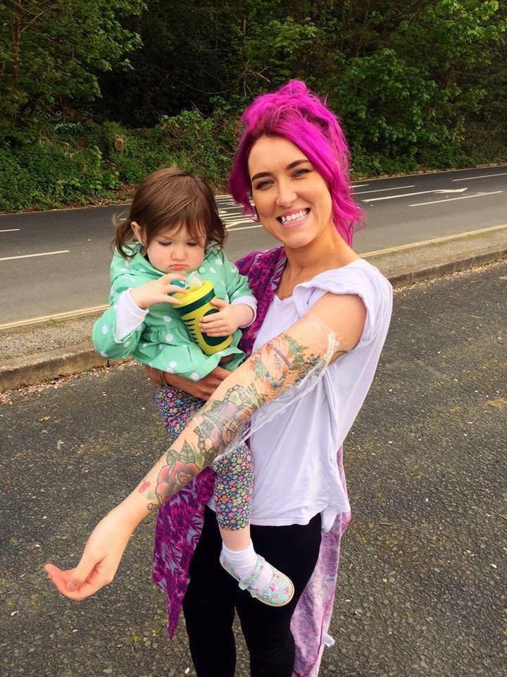 Tattooed Mom Shuts Down Suggestion That She S Not The Motherhood Type
