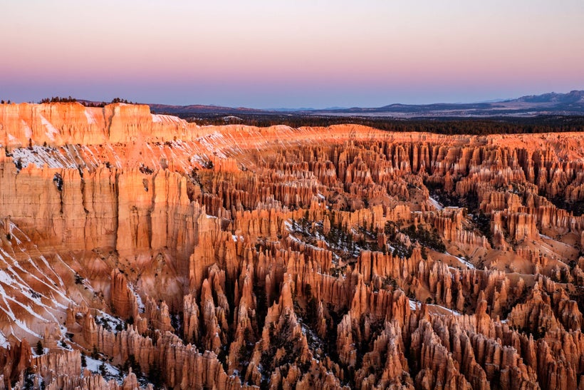 <em>The hoodoos as seen from Sunset Point under the glow of the falling sun. </em>