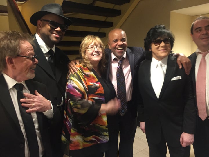 Linda Moran ( center ) with L to R Paul Williams ASCAP President, Jimmy Jam, Moran, Berry Gordy, SHOF board members John Titta and Evan Lamberg.