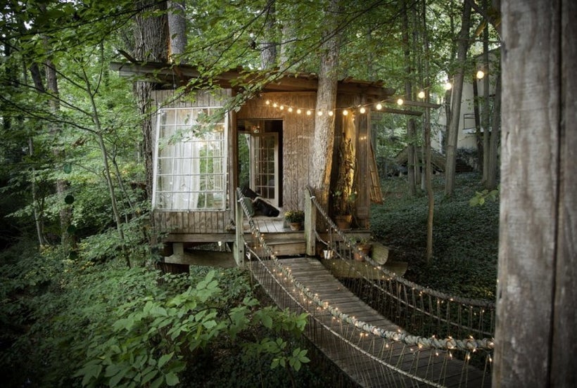 <strong>Use these tips to snag great deals on Airbnb when booking your accomodations. </strong>