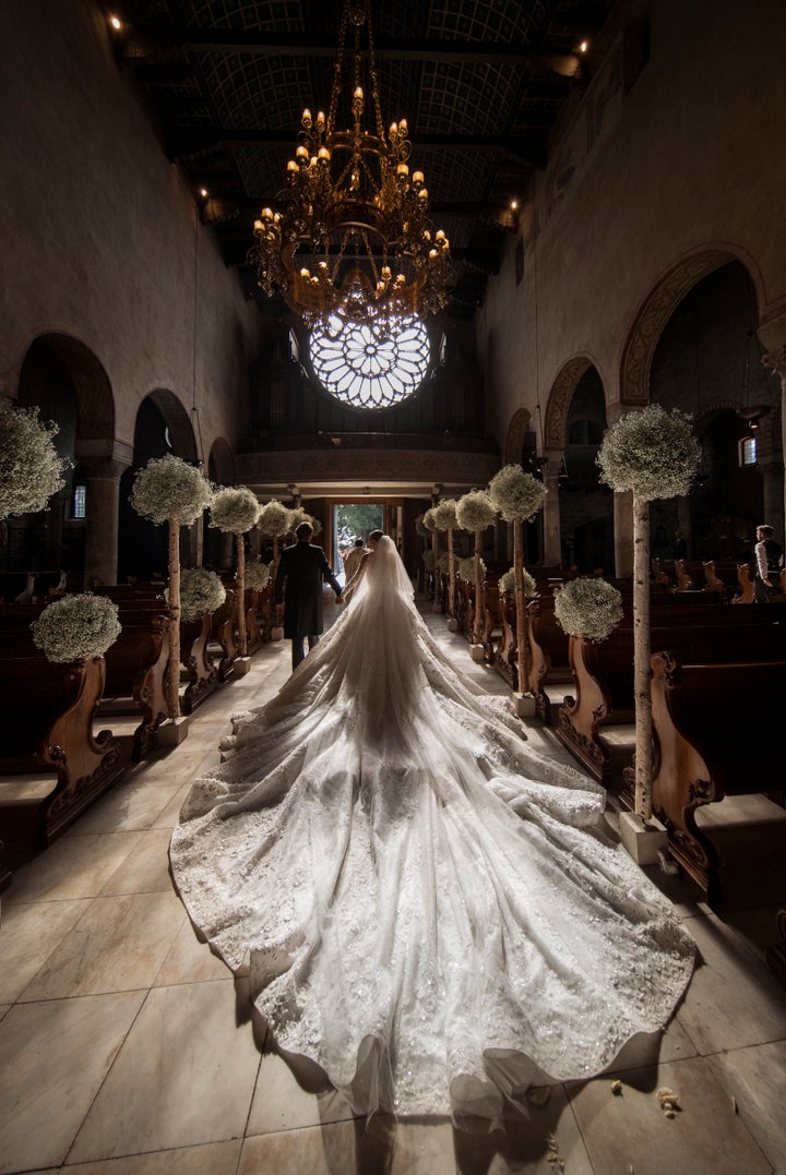 Victoria Swarovski's Wedding Dress Weighed 46kgs And Was Covered In 500,000  Crystals