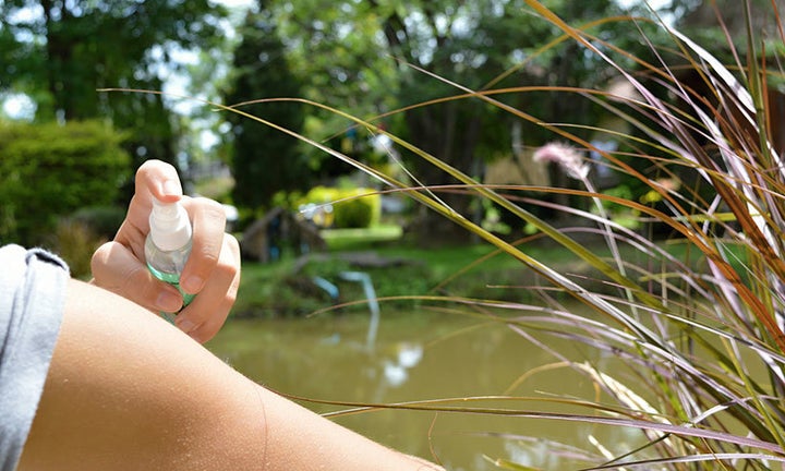 <p>Avoid mosquito bites to reduce their risk of contracting JE.</p>