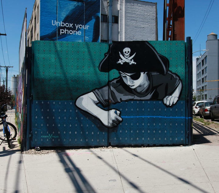 Logan Hicks and Joe Iurato updated their collaboration for this year’s edition of The Bushwick Collective Block Party. (phot