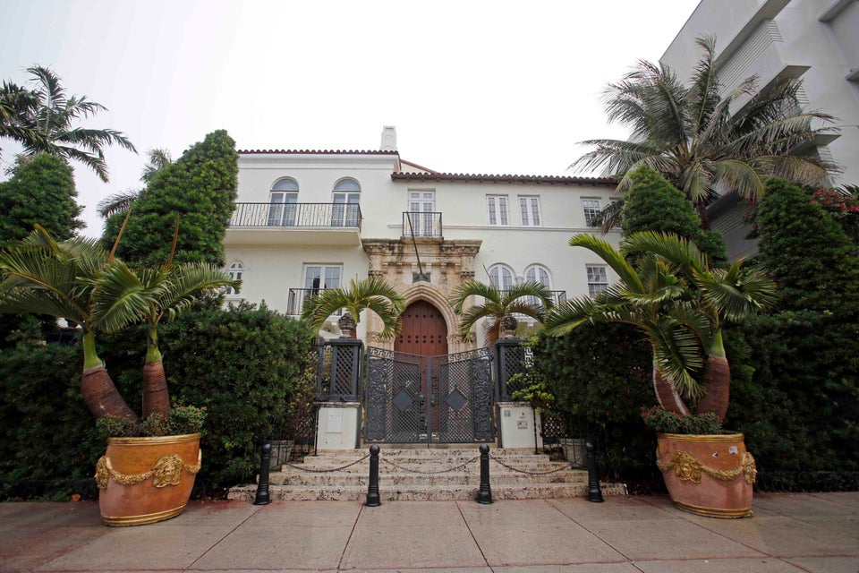 Versace Mansion 20 Amazing Facts About Gianni S Casa The South Beach Mansion Once Owned By Italian Designer Gianni Versace As It Headed For