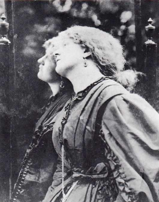 Fanny Cornforth, Photo: W. & D. Downey, Newcastle (1863).