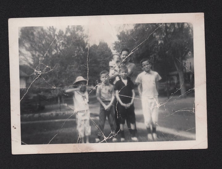 The Mothersbaugh family (Mark far right)