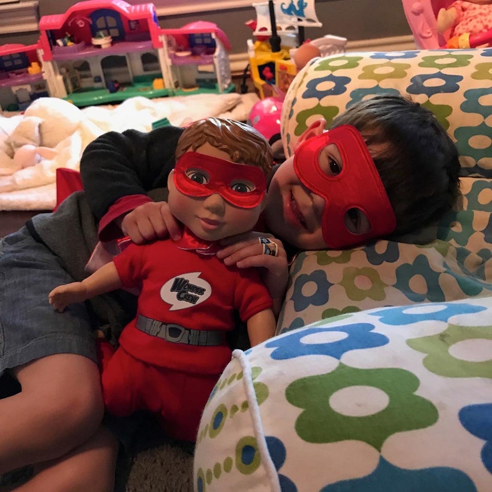 41 Photos Of Boys With Dolls That Prove Gender Doesn T Belong In The Toy Aisle Huffpost Life