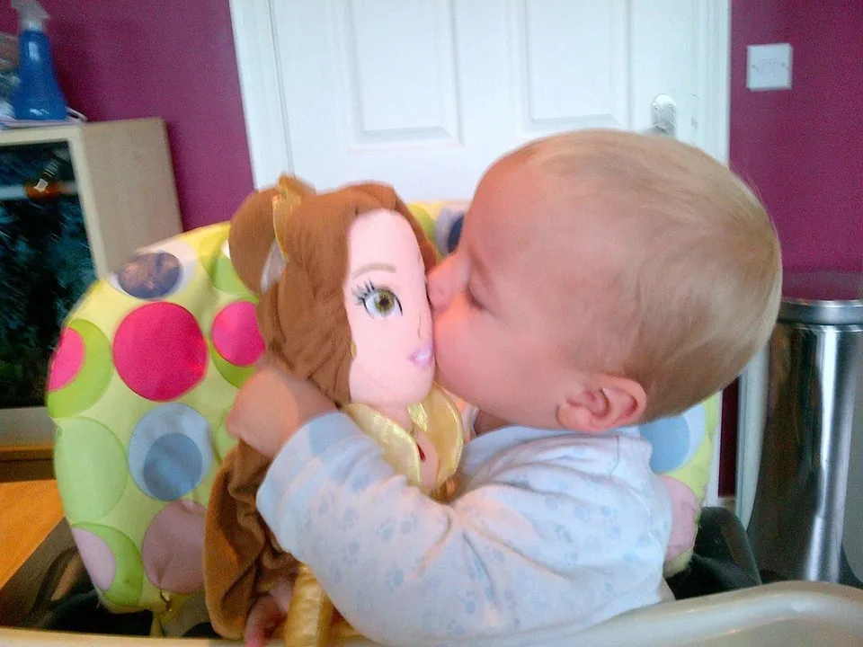 41 Photos Of Boys With Dolls That Prove Gender Doesn T Belong In The Toy Aisle Huffpost Life