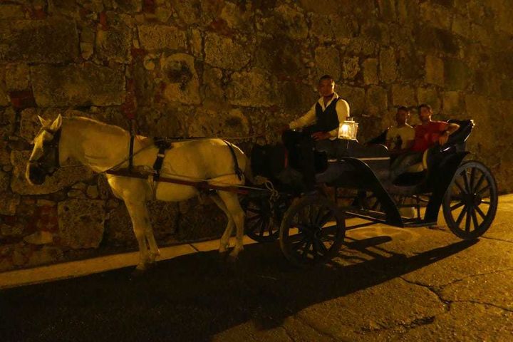 Romantic horse & carriage ride in Cartagena with GoBe Tours