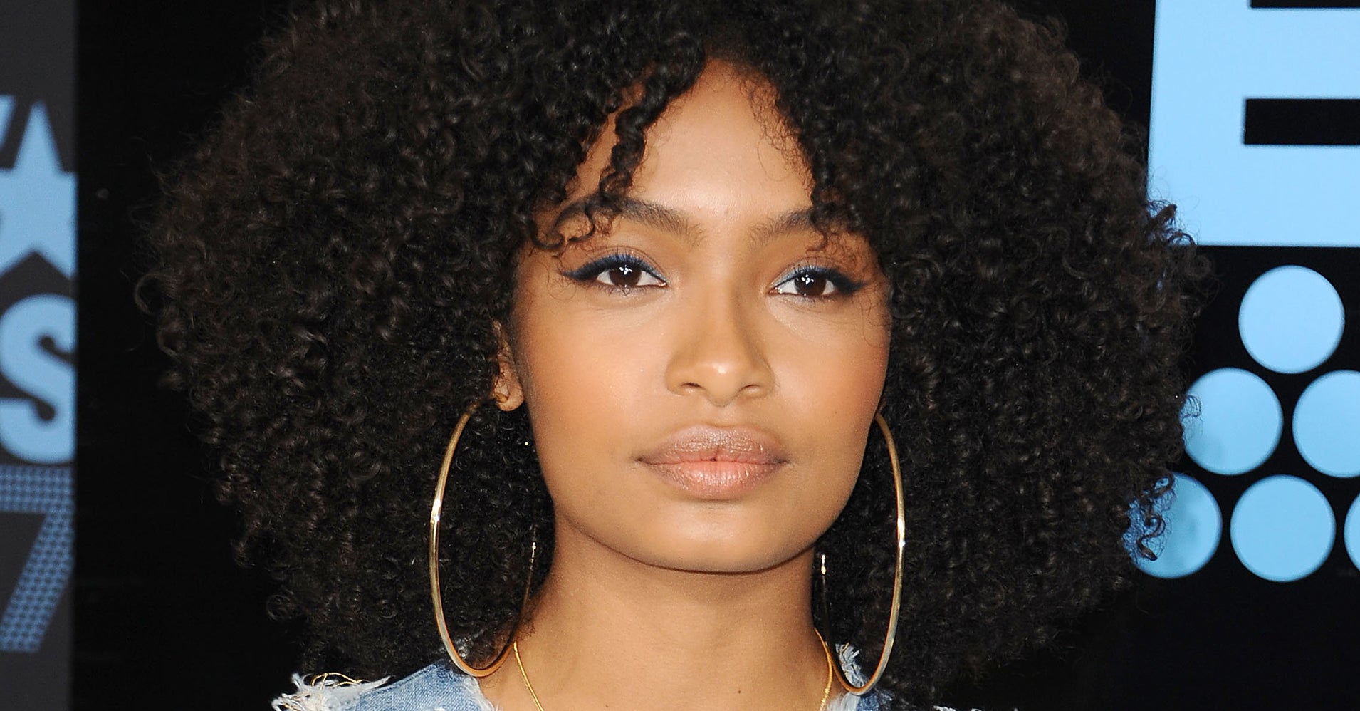 Andrew Garfield Says He's A Gay Man Who Doesn't Have Sex ... Yara Shahidi Honors Tamir Rice In Beautiful BET Award ...