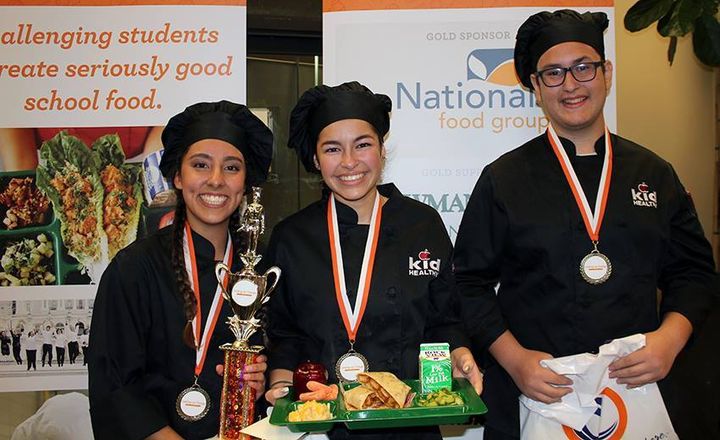 Student chefs from Greater Orange County’s La Habra High School took first place at the 2017 Cooking up Change National Finals with their Chicken Kashmir, Pepino Curry and Tropical Kheer entry.