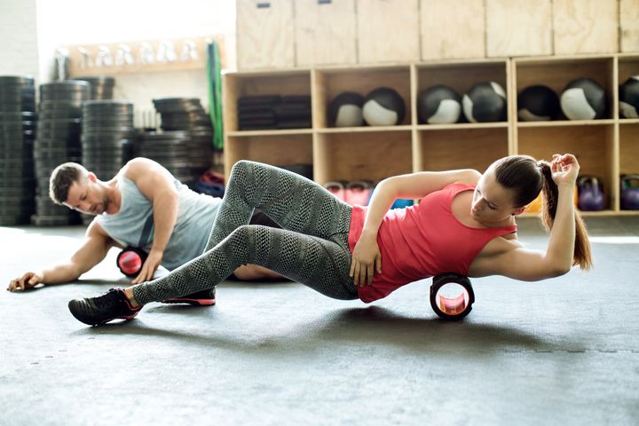 hver dag dobbelt Perpetual How To Use A Foam Roller Properly As Part Of Your Fitness Routine |  HuffPost UK Life