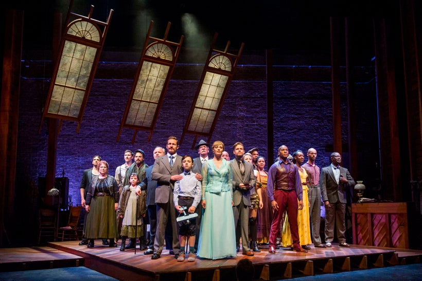 The cast of RAGTIME.
RAGTIME
Book by TERRENCE MCNALLY
Lyrics by LYNN AHRENS
Music by STEPHEN FLAHERTY
Based on the novel Ragt