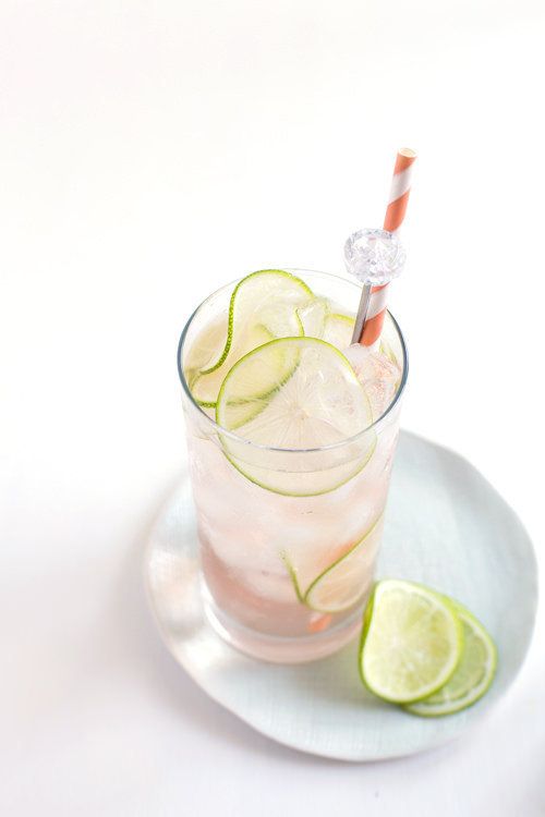 Get the Lime Ros&eacute; Spritzer recipe&nbsp;from Hungry Por La Vida