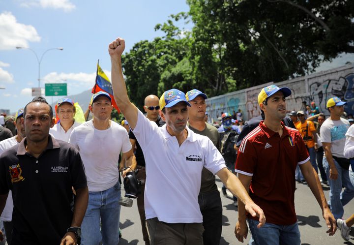 Venezuelan opposition leader Henrique Capriles rallies against President Nicolas Maduro in Caracas. May 20, 2017.