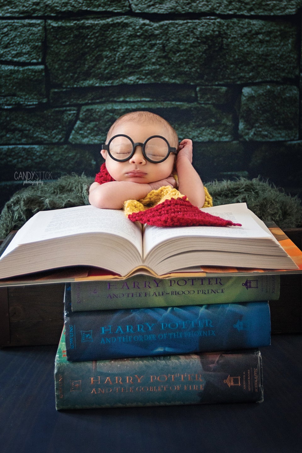 29 Adorable Harry Potter Themed Baby Photos Huffpost Life